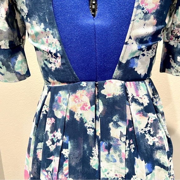 BCBGeneration Chiffon Floral Maxi Dress Half Sleeves Round Neck Back Zipper - Picture 12 of 14